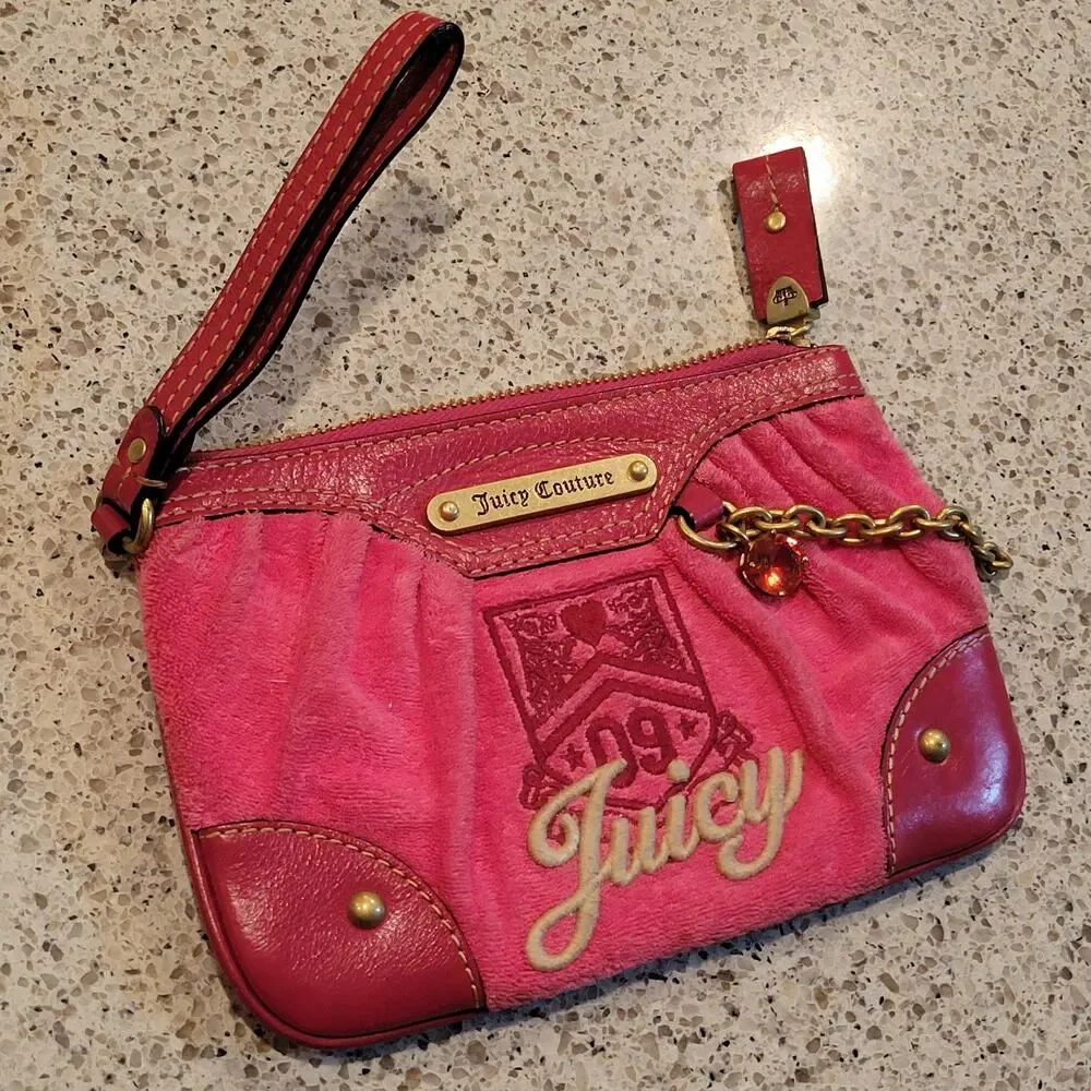 JUICY COUTURE Y2K Pink Leather Velour Embroidered Chain Charm Wristlet Mini Bag
